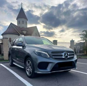 Mercedes-Benz W166/GLE400
