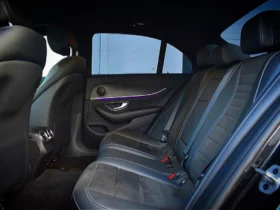 
									Mercedes-Benz E-Class full								