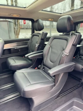 
									Mercedes-Benz V-Class full								