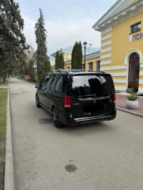 
									Mercedes-Benz V-Class full								