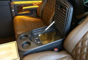 
									Mercedes-Benz full								